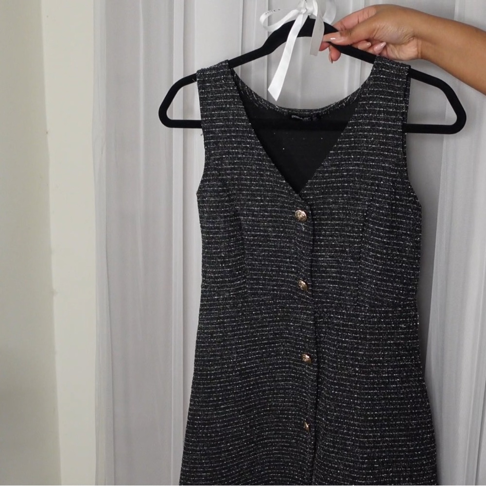 Metallic thread stretch boucle-style button up dress